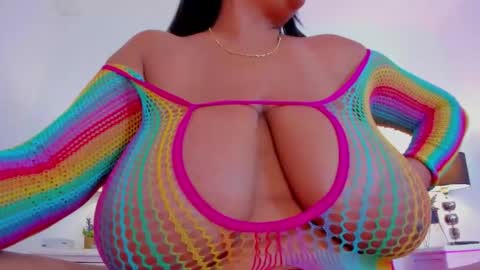 _ciara_benet_ online show from February 19, 4:14 pm