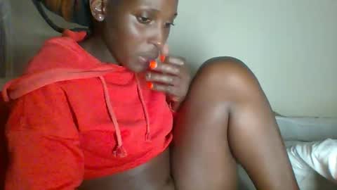 Snapshot of _clara01 chatting on January 14, 8:52 am clara online show from January 14, 8:52 am