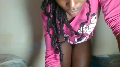 Snapshot of _clara01 chatting on March 7, 5:18 am clara online show from March 7, 5:18 am