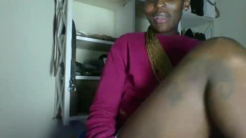 clara online show from April 14, 7:31 pm