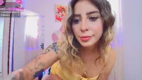 Snapshot of _cloe_1 chatting on June 25, 9:41 pm Chloe online show from June 25, 9:41 pm