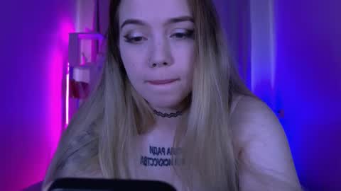 Nica online show from September 14, 5:17 am