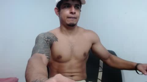  crissgex  online show from May 26, 4:41 am