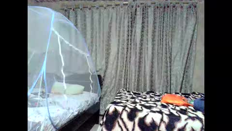 _cristal09 online show from October 13, 3:28 am