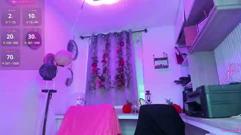 Snapshot of _cristal_ayala chatting on June 20, 2:25 am cristal ayala online show from June 20, 2:25 am