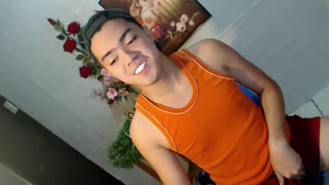 Snapshot of _cumwithrussel chatting on June 21, 1:41 am Russ online show from June 21, 1:41 am