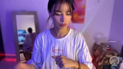 _cute_isabella_ online show from January 15, 1:54 am