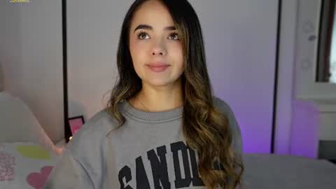 Melissa online show from June 26, 1:43 am