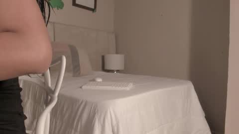 Dakota online show from March 15, 3:07 pm