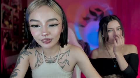 Snapshot of _darkkitty_ chatting on December 27, 12:18 am paula online show from December 27, 12:18 am