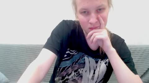 Snapshot of _dash_ chatting on December 14, 7:14 pm Tony online show from December 14, 7:14 pm