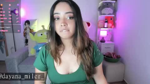 Snapshot of _dayana_miler chatting on June 2, 5:04 pm IG Dayana miler online show from June 2, 5:04 pm