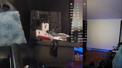 delacruz online show from November 11, 8:53 pm