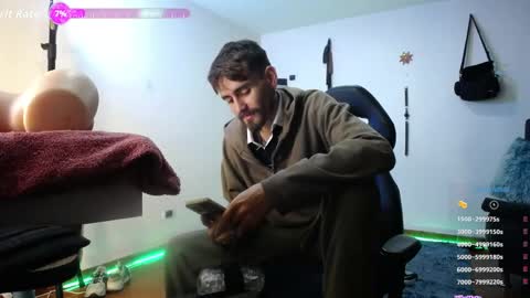 Snapshot of _delacruz911_ chatting on May 8, 3:12 am delacruz online show from May 8, 3:12 am