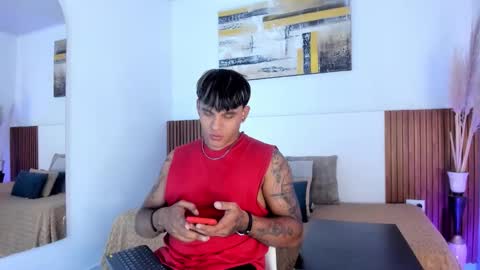 Snapshot of _demon1 chatting on January 14, 2:39 am _demon1 online show from January 14, 2:39 am