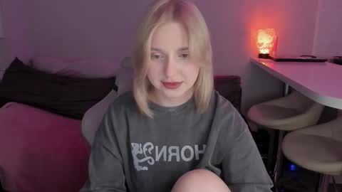 Ri   online show from February 7, 6:44 pm