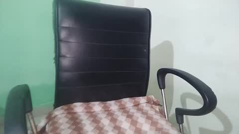 _dreamgirl_0 online show from February 21, 1:28 am