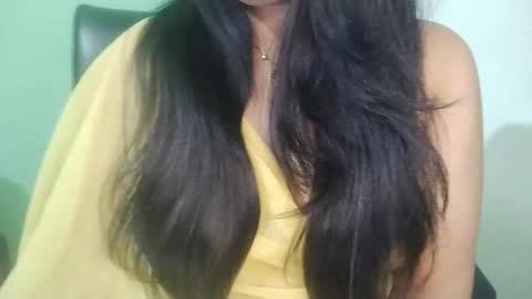 _dreamgirl_0 online show from March 20, 8:57 pm