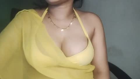 Snapshot of _dreamgirl_0 chatting on April 25, 1:41 pm _dreamgirl_0 online show from April 25, 1:41 pm