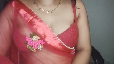 Snapshot of _dreamgirl_0 chatting on April 28, 9:58 am _dreamgirl_0 online show from April 28, 9:58 am