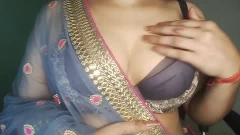 Snapshot of _dreamgirl_0 chatting on June 7, 11:47 am _dreamgirl_0 online show from June 7, 11:47 am