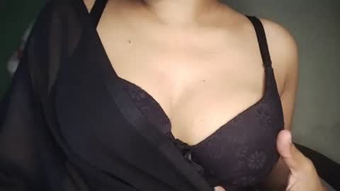 _dreamgirl_0 online show from June 27, 10:20 am