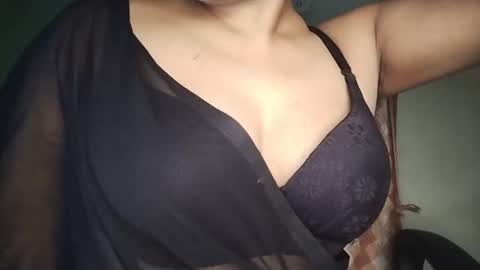 _dreamgirl_0 online show from June 27, 12:22 pm