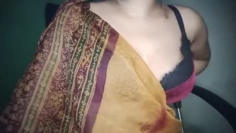 _dreamgirl_0 online show from July 20, 2:48 am