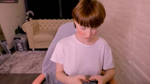 Snapshot of _dreamluna_ chatting on March 3, 12:22 pm Luna online show from March 3, 12:22 pm