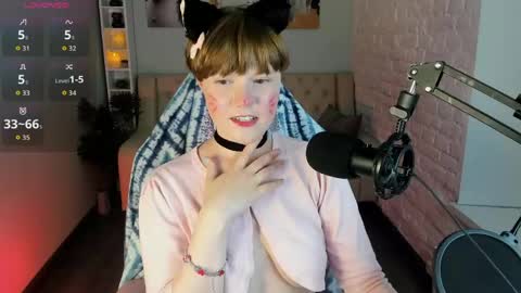 Snapshot of _dreamlunaa_ chatting on June 8, 8:42 pm Luna online show from June 8, 8:42 pm