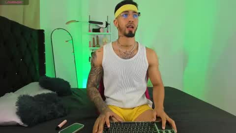 Snapshot of _duriel chatting on October 2, 4:14 pm Duriel online show from October 2, 4:14 pm