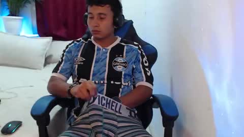 _duvan_123 online show from January 15, 1:21 am