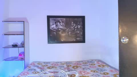 Snapshot of _eilish chatting on May 19, 9:54 pm _eilish online show from May 19, 9:54 pm