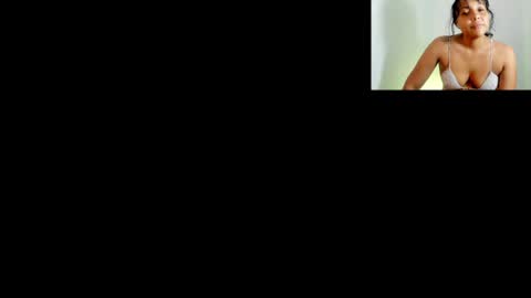 Snapshot of _eilish chatting on June 11, 12:32 am _eilish online show from June 11, 12:32 am