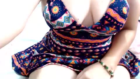 Snapshot of _ellie_destiny_xxx chatting on February 8, 5:40 am _ellie_destiny_xxx online show from February 8, 5:40 am