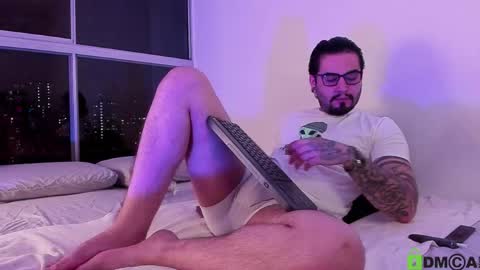  -         online show from April 6, 1:03 am