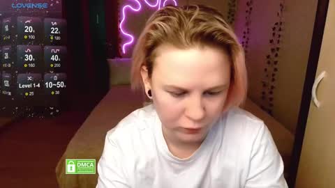 Snapshot of _elven_dreams__ chatting on February 27, 4:32 pm chloue and Gretta online show from February 27, 4:32 pm