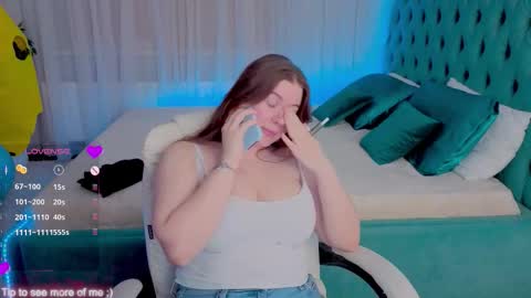 Snapshot of _enni__ chatting on November 2, 2:08 pm Sam online show from November 2, 2:08 pm