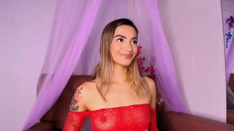 Snapshot of _felicity_1 chatting on April 27, 12:25 pm Felicity online show from April 27, 12:25 pm