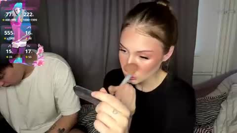 Snapshot of _freedom_couple_ chatting on July 25, 6:49 pm Kaithie and Jessie online show from July 25, 6:49 pm