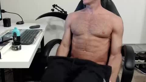 Snapshot of _full_sender chatting on January 16, 3:34 am Full Sender online show from January 16, 3:34 am