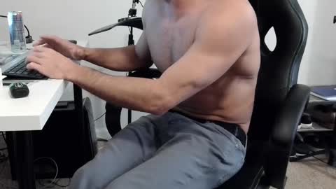 Snapshot of _full_sender chatting on March 1, 4:44 pm Full Sender online show from March 1, 4:44 pm