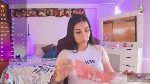 Snapshot of _gaby1 chatting on December 21, 7:32 pm Juliana Gaby Kloe online show from December 21, 7:32 pm