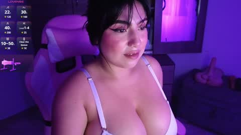 Snapshot of _gala__ chatting on January 23, 9:50 am we are hot friends online show from January 23, 9:50 am