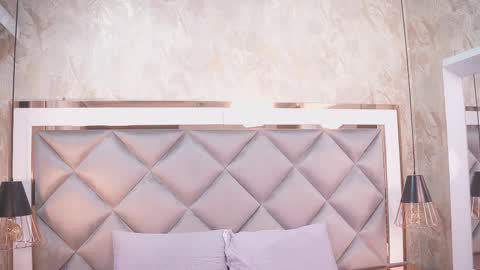 _giggy online show from February 17, 11:40 am