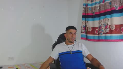 Snapshot of _grasshopper chatting on February 18, 9:22 pm _grasshopper online show from February 18, 9:22 pm