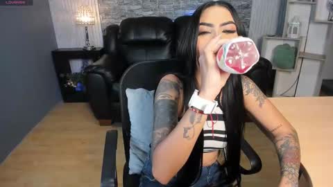 Hanna online show from February 23, 8:17 pm