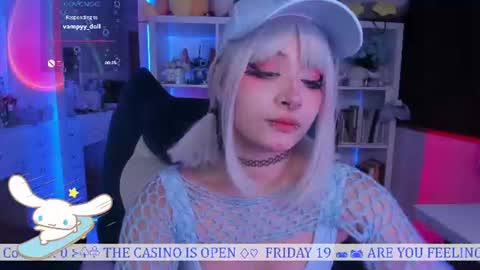 Snapshot of _heavenly_blue_ chatting on June 9, 12:55 am Bluey online show from June 9, 12:55 am