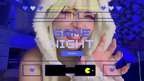 Snapshot of _heavenly_blue_ chatting on June 14, 1:14 am Bluey online show from June 14, 1:14 am