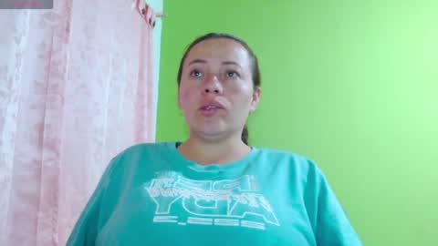 Snapshot of _honey1_ chatting on April 7, 10:26 am Honey online show from April 7, 10:26 am